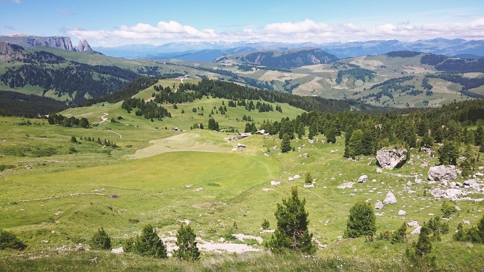 L'Alpe di Siusi nel cuore delle Dolomiti in Alto Adige